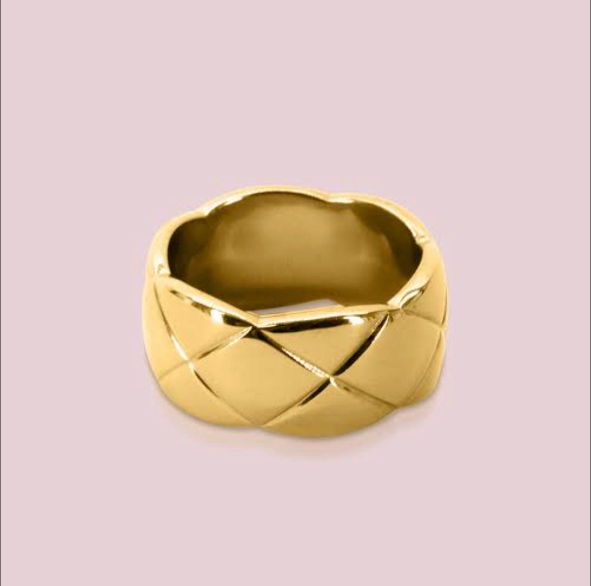 Gold Wide Rhombic Pattern Ring S3071182