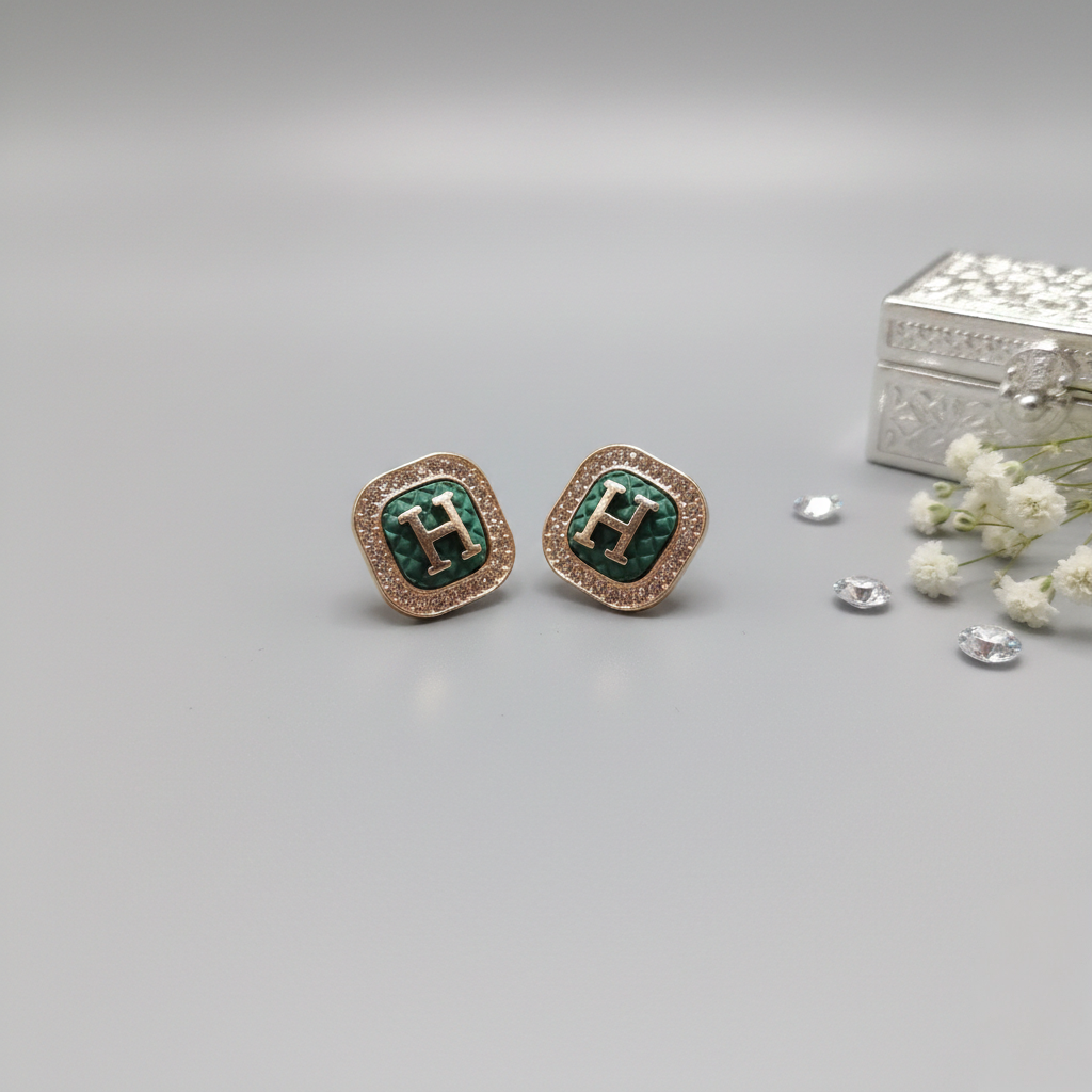 Small H Alphabet Fresh Green Earrings S4779105